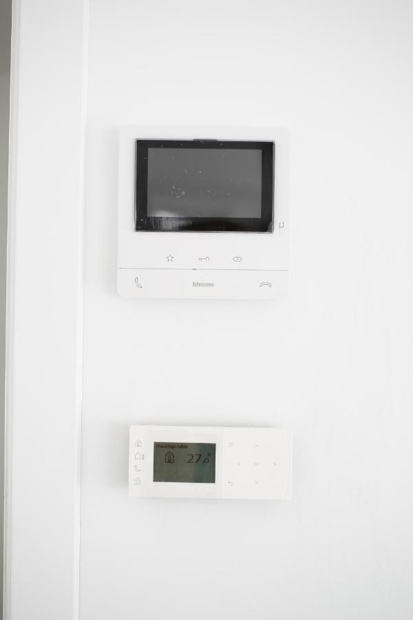 Non Smoking Penthouse Ll Erasme Apartment Brussels Luaran gambar